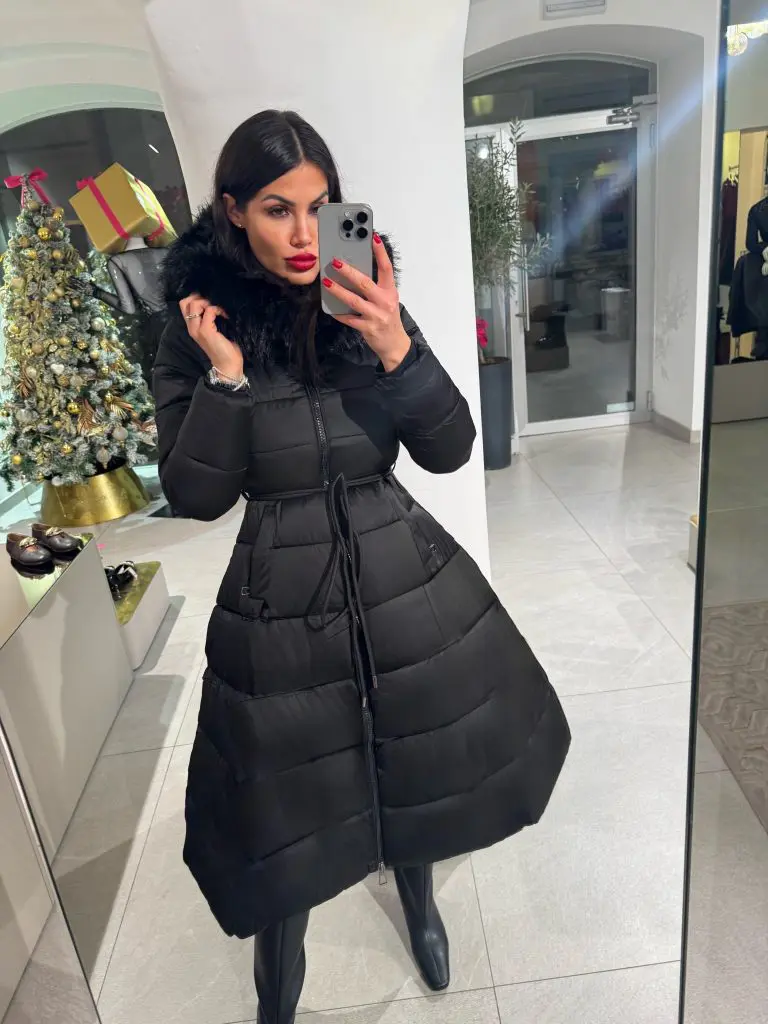 AMALFI - ČRNA DALJŠA BUNDA Z A KROJEM