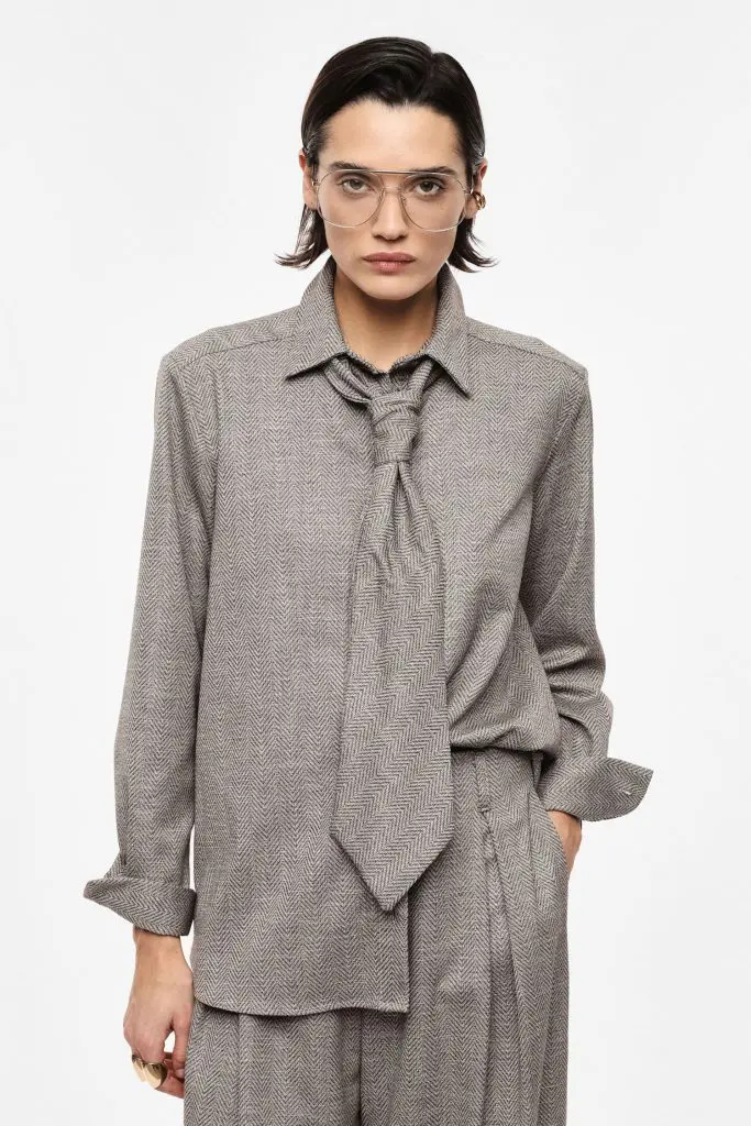 IMPERIAL FASHION - SRAJCA S VZORCEM RIBJE KOSTI S KRAVATO