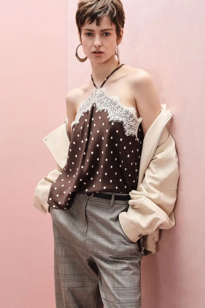 IMPERIAL FASHION - POLKA DOT RJAV TOP S ČIPKO
